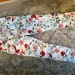 7 For All Mankind White and Red Skinny Jeans Floral Print